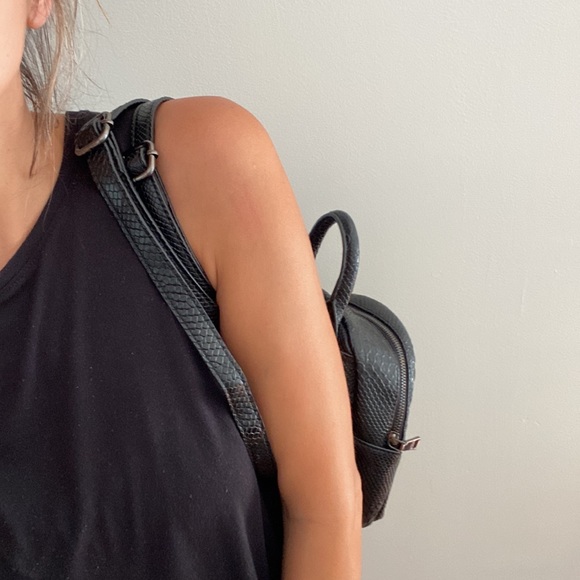 BCBG Paris mini backpack - Picture 7 of 11